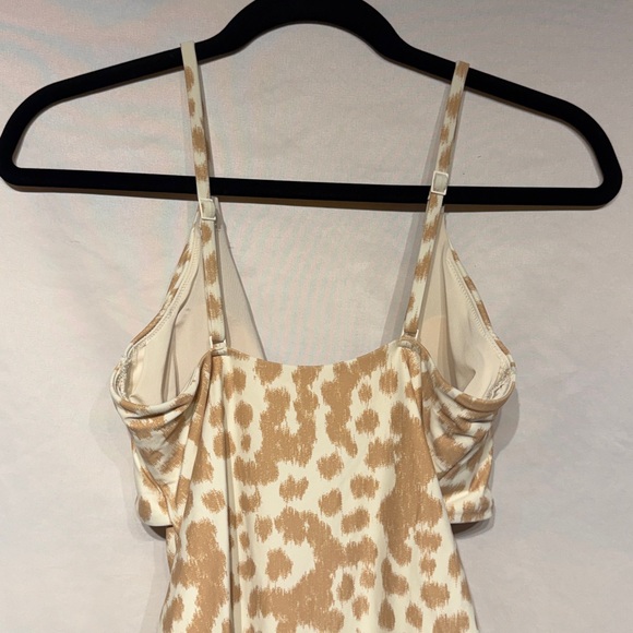 Aerie One Piece Wrap Full Coverage Leopard Bathing Suit Size Medium - Picture 9 of 11